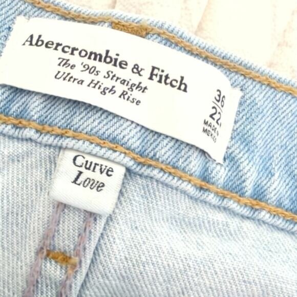 Abercrombie & Fitch 90s Straight Leg Ultra High Rise Jeans Curve Love 36 22 NWT - Picture 5 of 6